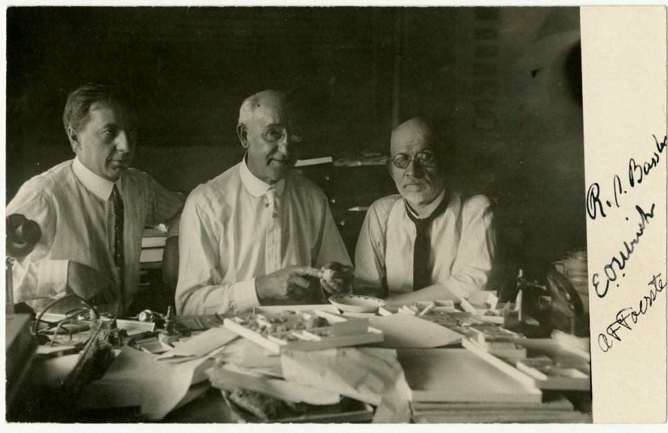 Caption: Dr. August Foerste pictured (right) with Curator Raymond Bassler of the Smithsonian and geologist Edward Oscar Ulrich.